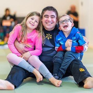 Meet your Posher, Bee